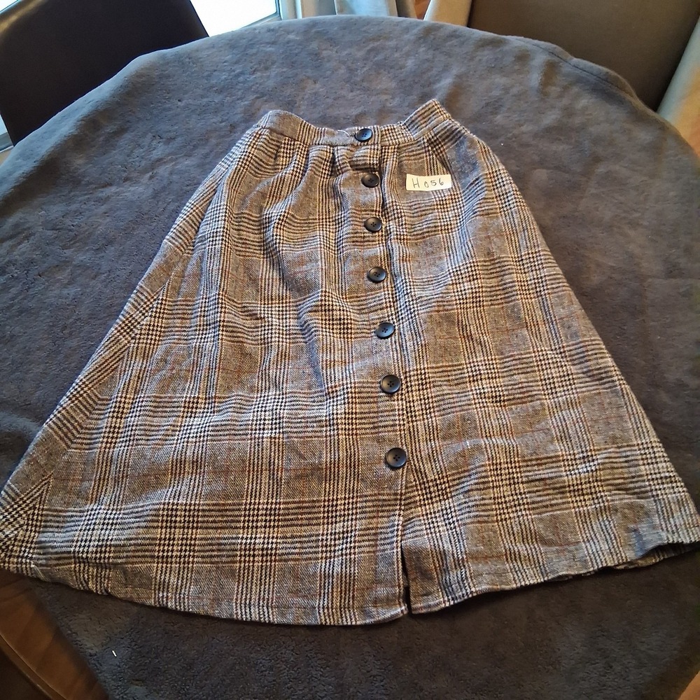 Vintage Plaid Midi A Line Skirt Size M Gray Brown Button Front Wool Academia